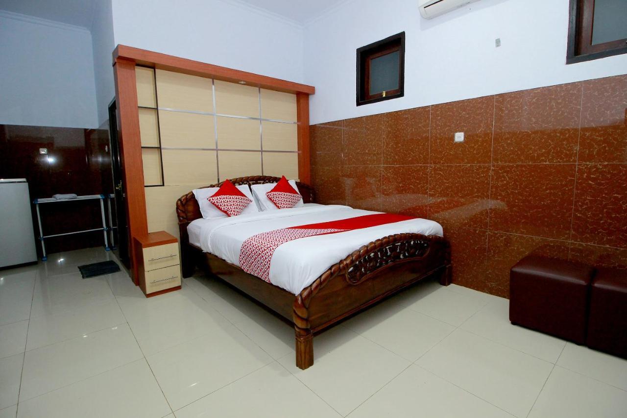 Oyo 1669 Hotel Vista Syariah Bengkulu Exterior foto